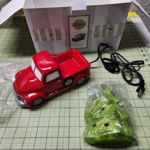 Scentsy Red Truck w/ Christmas Tree (new in box)